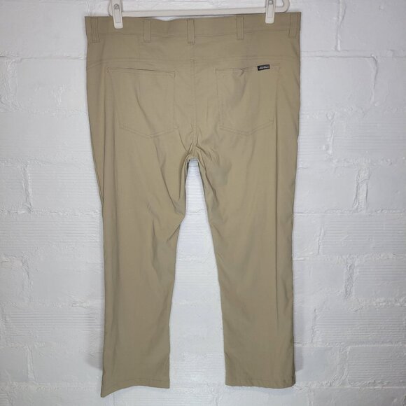 Eddie Bauer Travex Men's Size 40 x 30 Pants Tan - Picture 2 of 4